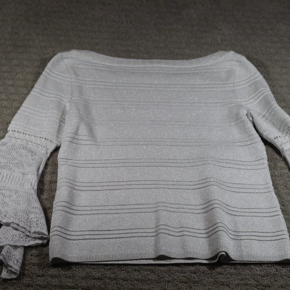 GORGEOUS! White House Black Market Size S Silver Flutter Sleeve Sweater - Picture 3 of 6
